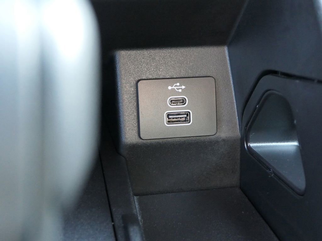 Used 2025 Ford Ranger XL RWD image 25