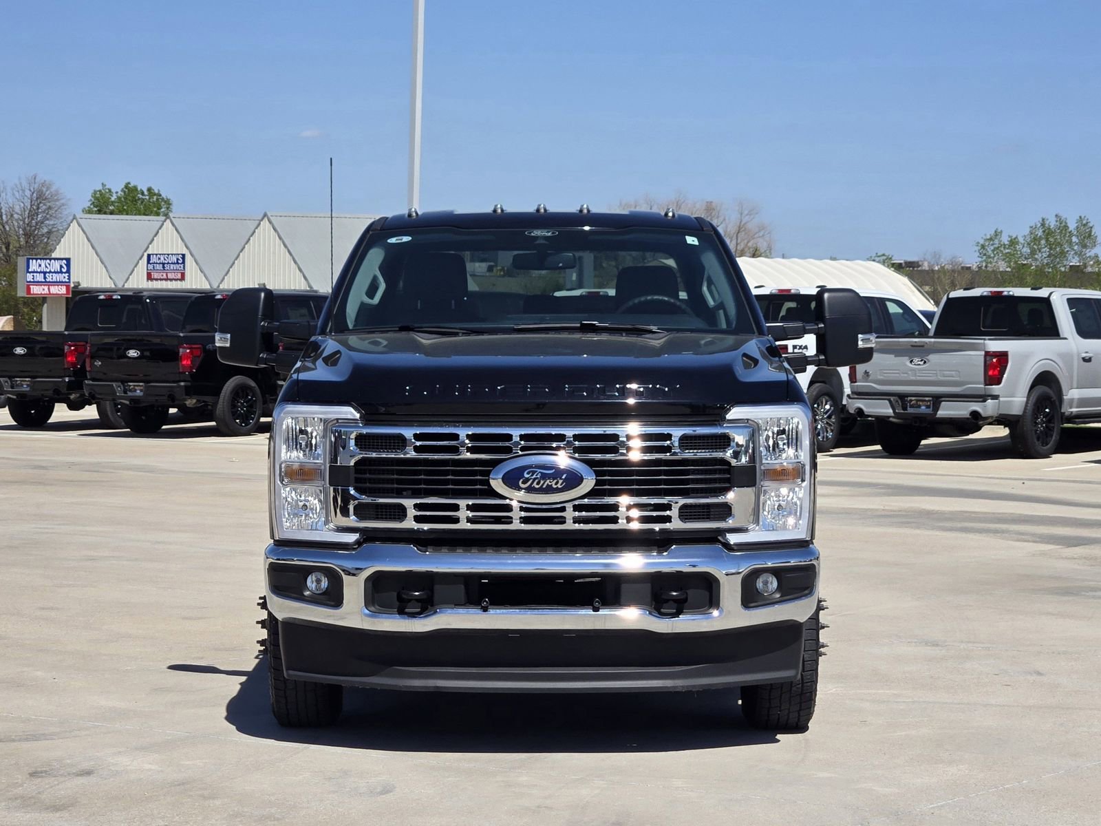 Used 2025 Ford F350 XLT image 6
