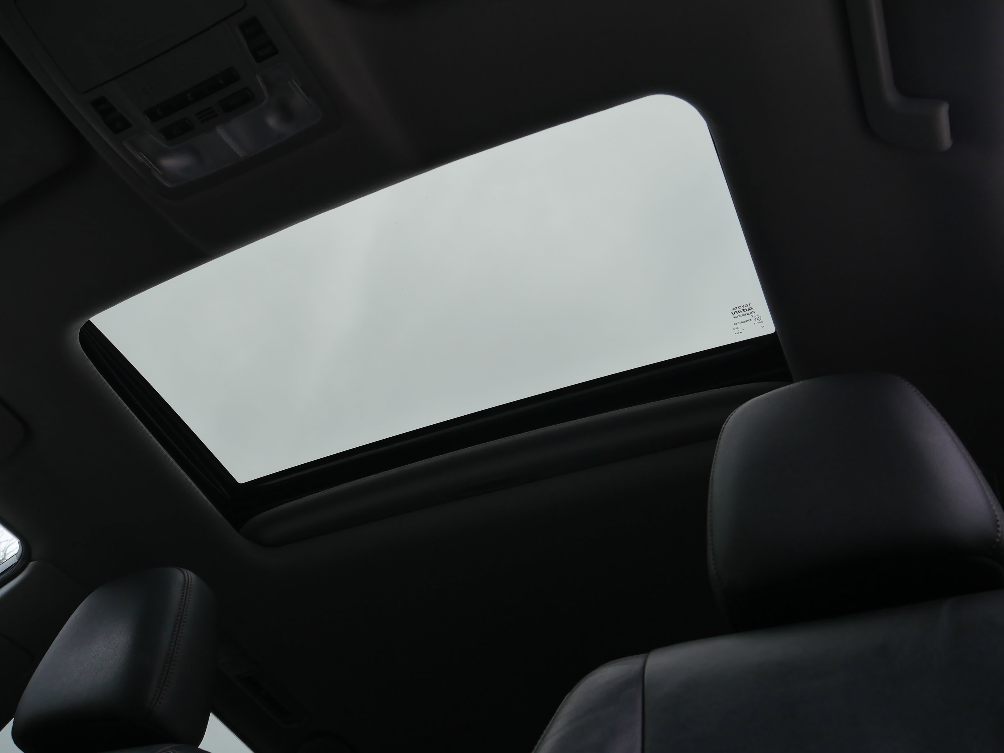 Used 2016 Toyota Highlander XLE image 5