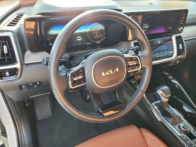 Used 2023 Kia Sorento SX Prestige AWD/4WD image 23