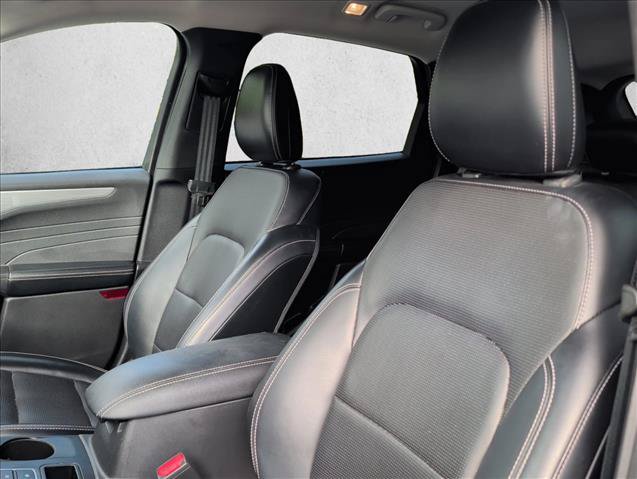 Used 2023 Ford Escape Platinum AWD/4WD image 11