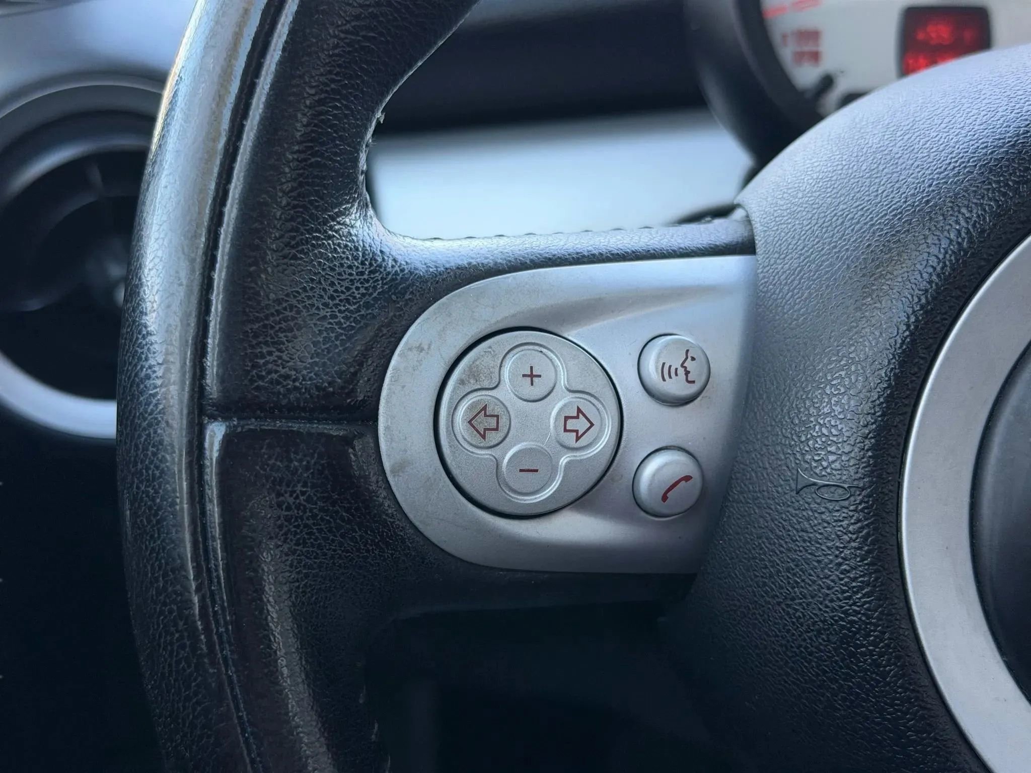 Used 2010 MINI Cooper Hardtop image 43