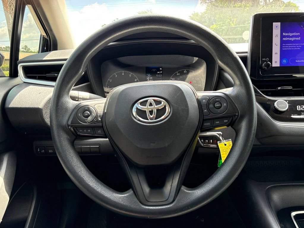Used 2023 Toyota Corolla LE FWD image 11