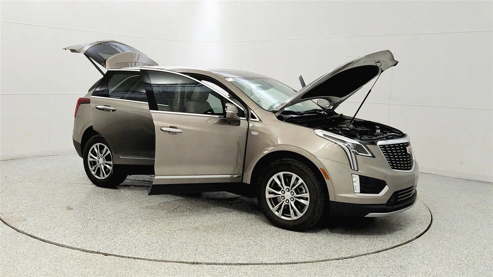 Used 2023 Cadillac XT5 Premium Luxury image 9