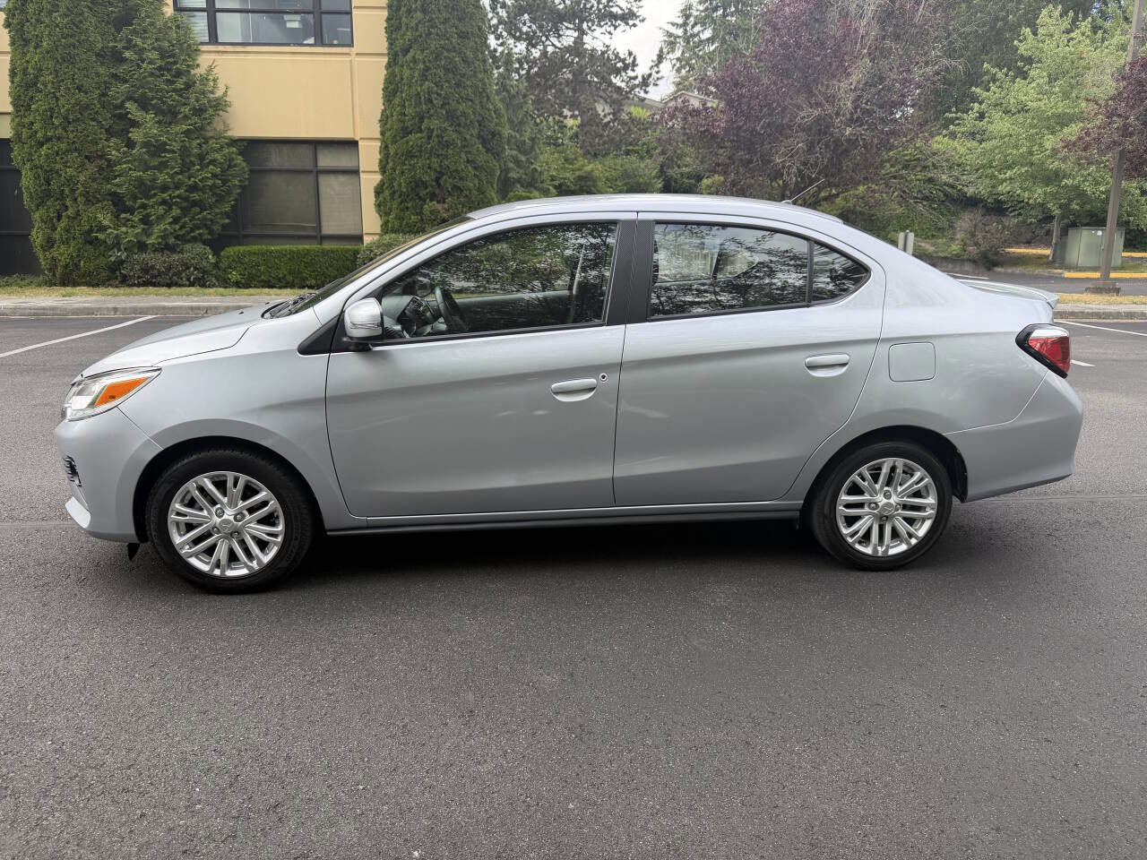 Used 2023 Mitsubishi Mirage G4 SE FWD image 9