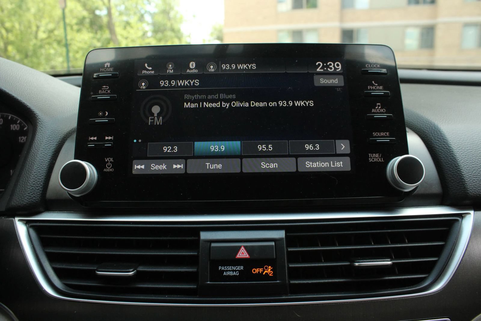 Used 2021 Honda Accord LX image 32