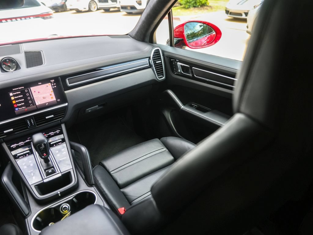 Certified 2023 Porsche Cayenne GTS AWD/4WD image 36