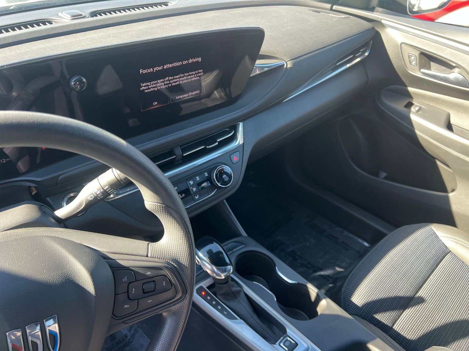 Used 2025 Buick Envista Preferred image 20