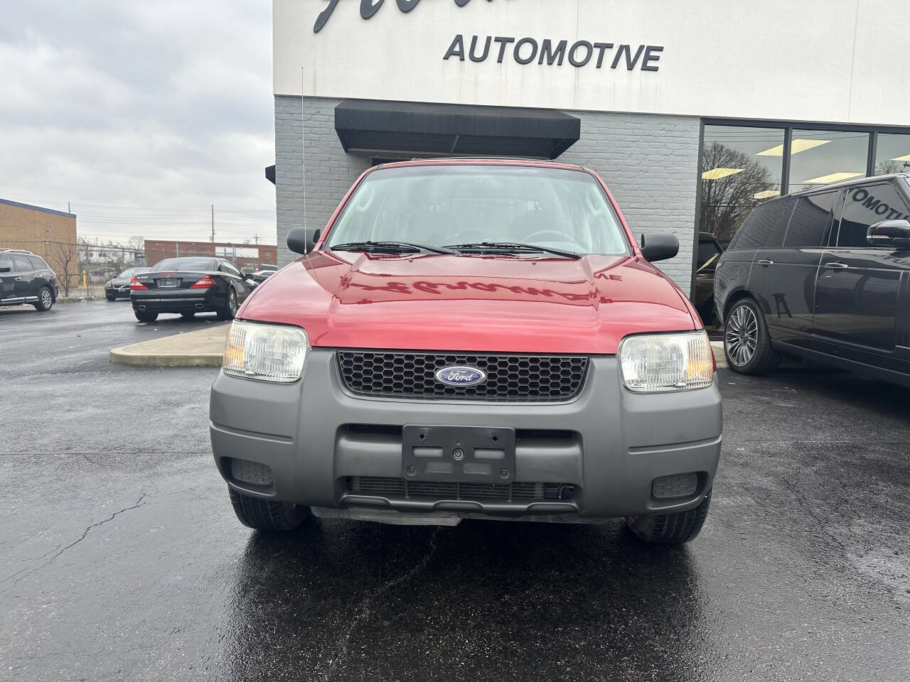 Used 2003 Ford Escape XLS image 2
