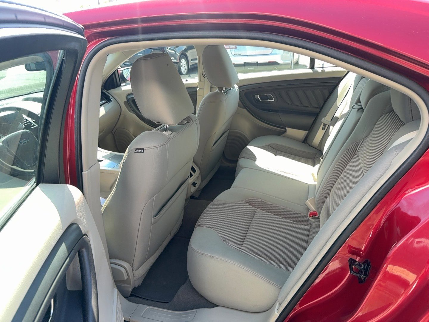 Used 2011 Ford Taurus SEL w/ 201A Rapid Spec Order Code FWD image 11