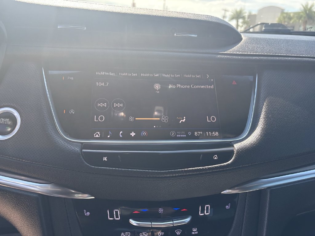 Used 2022 Cadillac XT5 Luxury FWD image 26