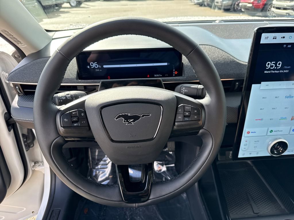Used 2025 Ford Mustang Mach-E Premium image 14