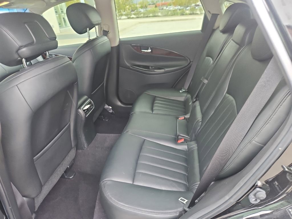 Used 2016 INFINITI QX50 AWD w/ Technology Package image 13