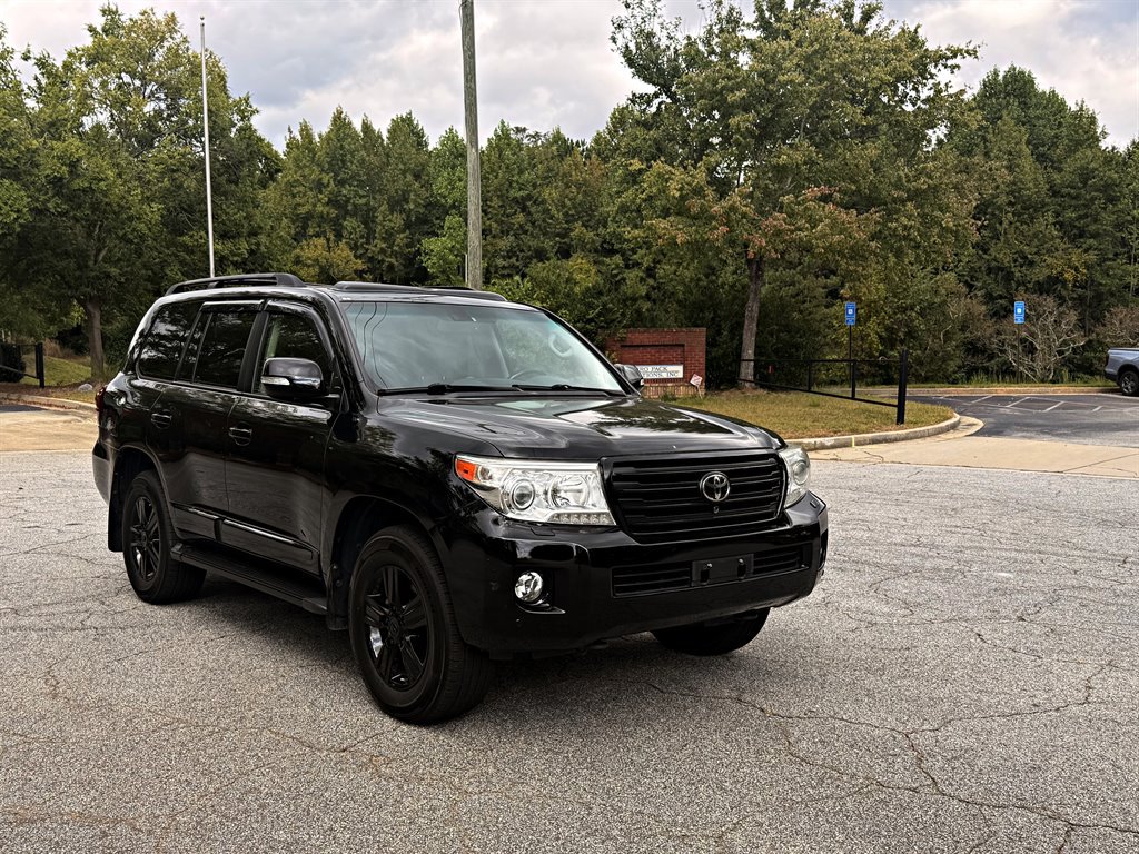 Used 2013 Toyota Land Cruiser AWD/4WD image 3