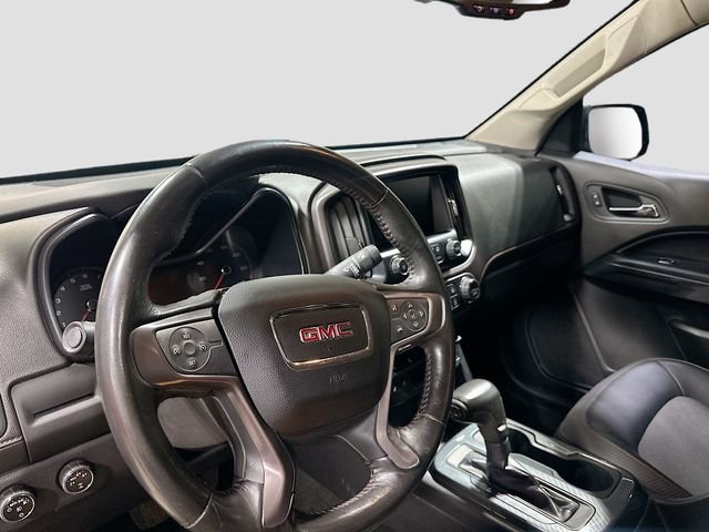 Used 2015 GMC Canyon SLE w/ All-Terrain Package image 11