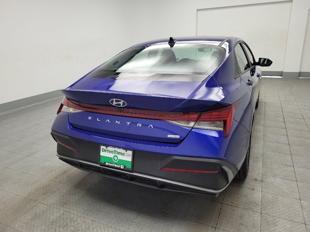 Used 2024 Hyundai Elantra Blue FWD image 7