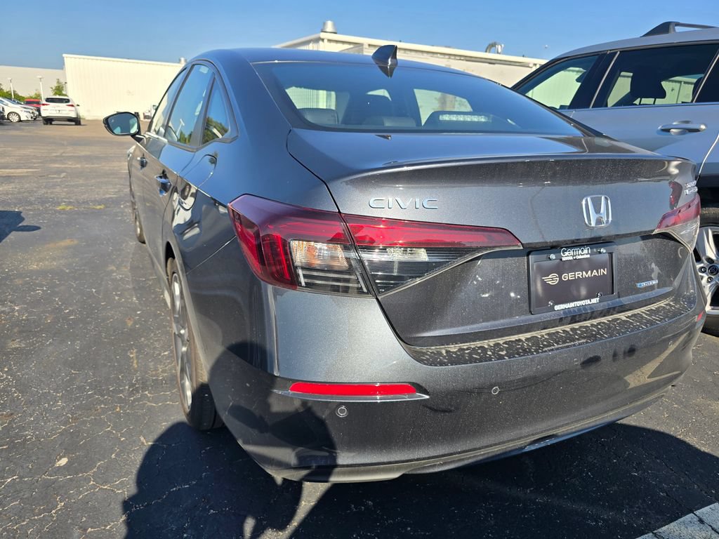 Used 2025 Honda Civic Sport image 6