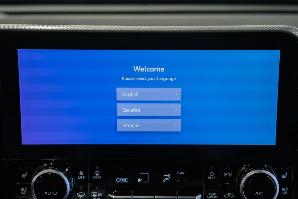 New 2026 Toyota Highlander Platinum image 24