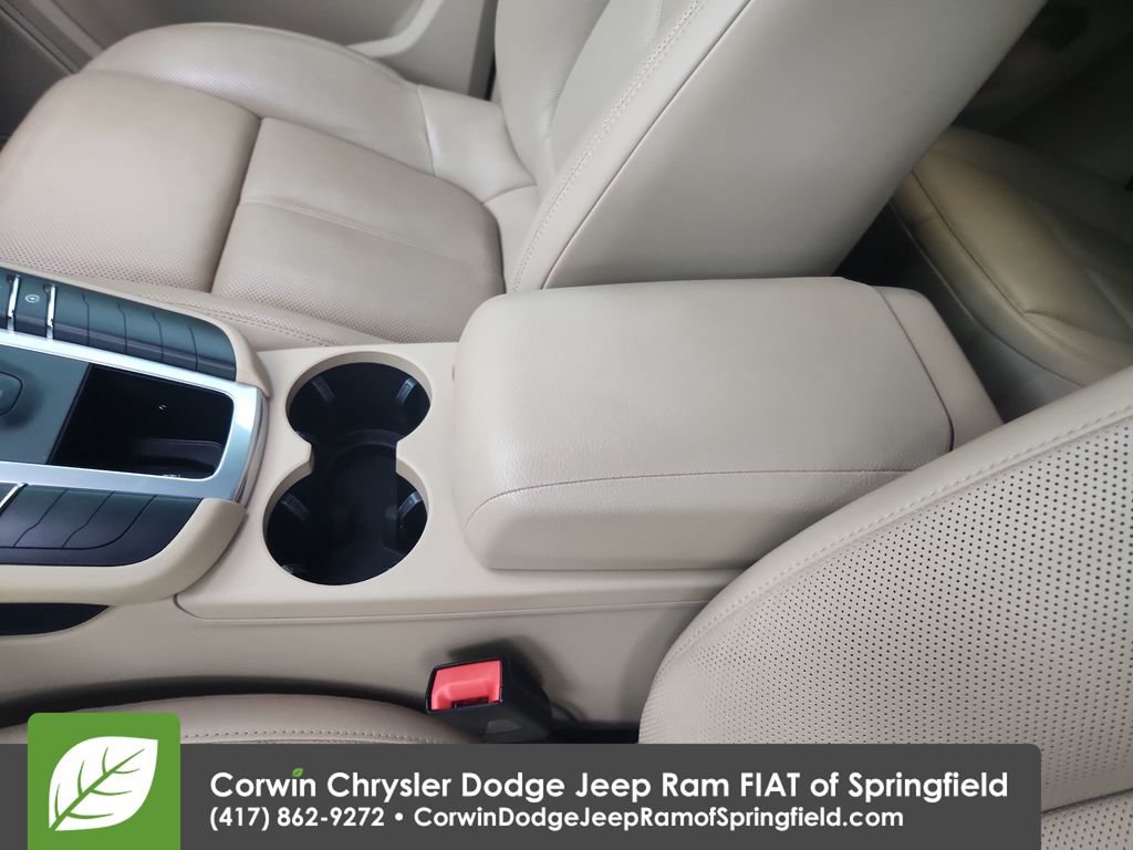 Used 2020 Porsche Macan AWD/4WD image 28