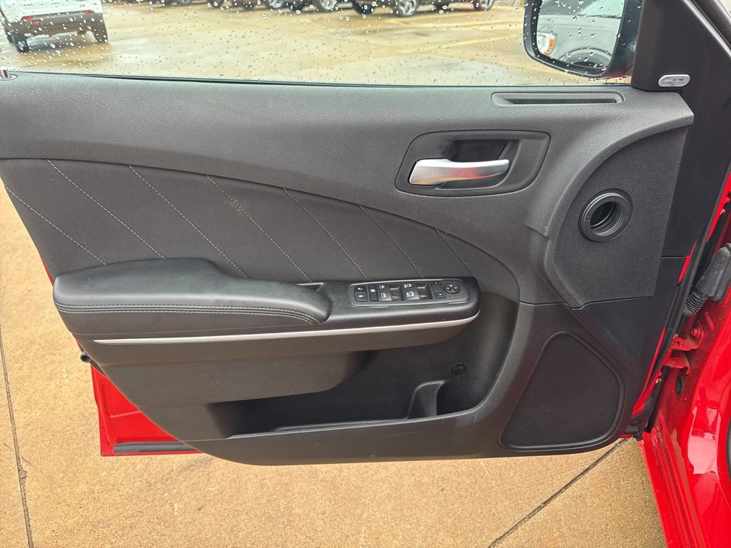Certified 2023 Dodge Charger SXT image 6