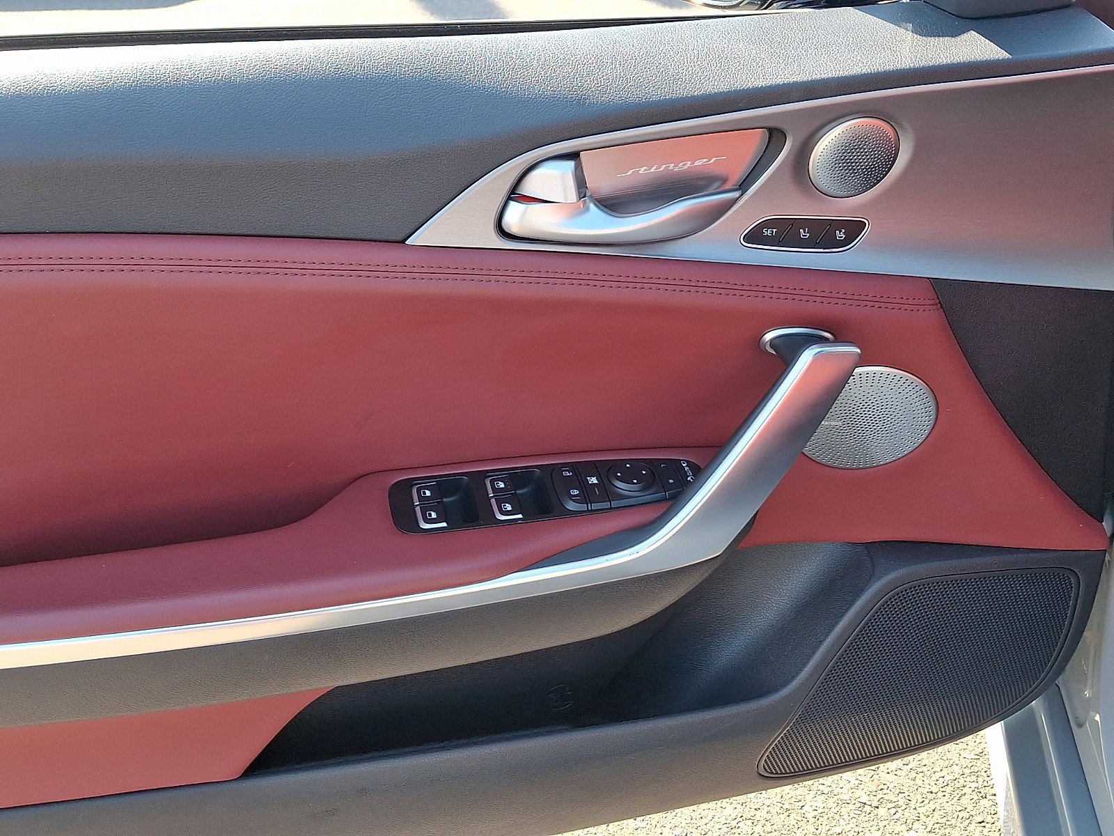 Used 2019 Kia Stinger GT2 image 12