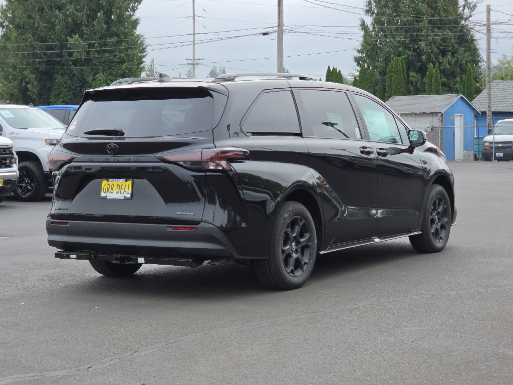 New 2026 Toyota Sienna XLE Woodland Edition AWD/4WD image 5