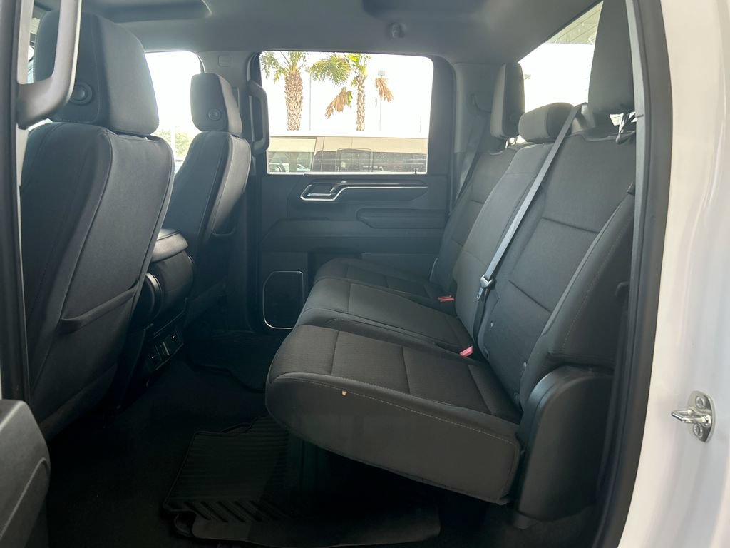 Used 2025 Chevrolet Silverado 2500 LT w/ Convenience Package AWD/4WD image 30