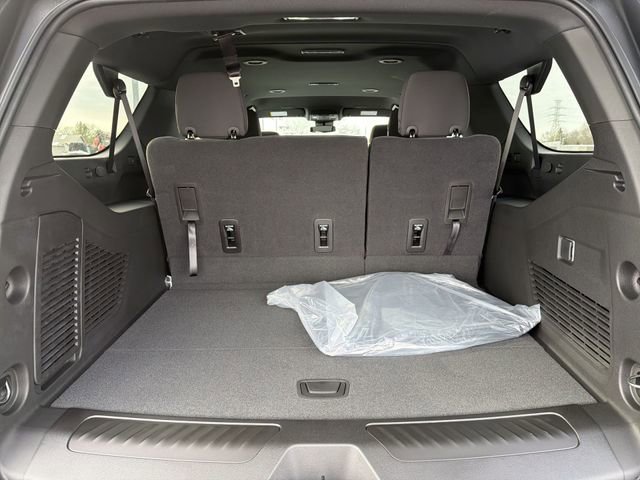 New 2026 Chevrolet Suburban LS w/ LPO, Dark Essentials Package image 19