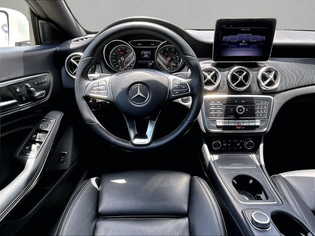 Used 2019 Mercedes-Benz CLA 250 image 7