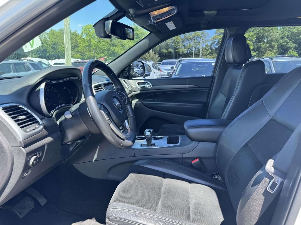 Used 2015 Jeep Grand Cherokee Altitude AWD/4WD image 18
