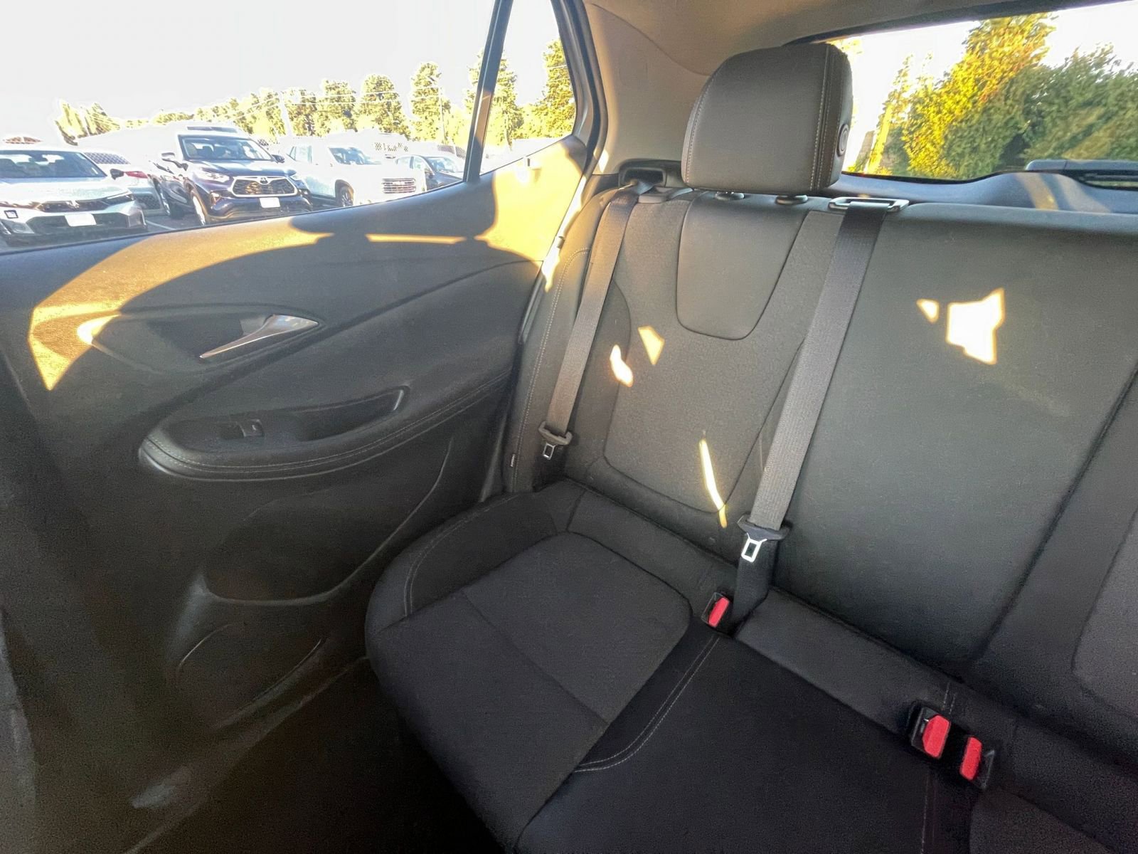 Used 2025 Buick Encore GX Preferred image 39