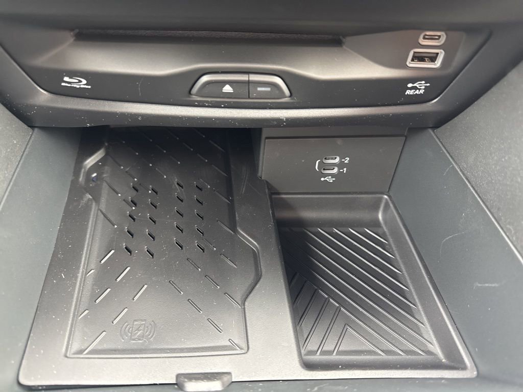 New 2026 Chrysler Pacifica Pinnacle image 26