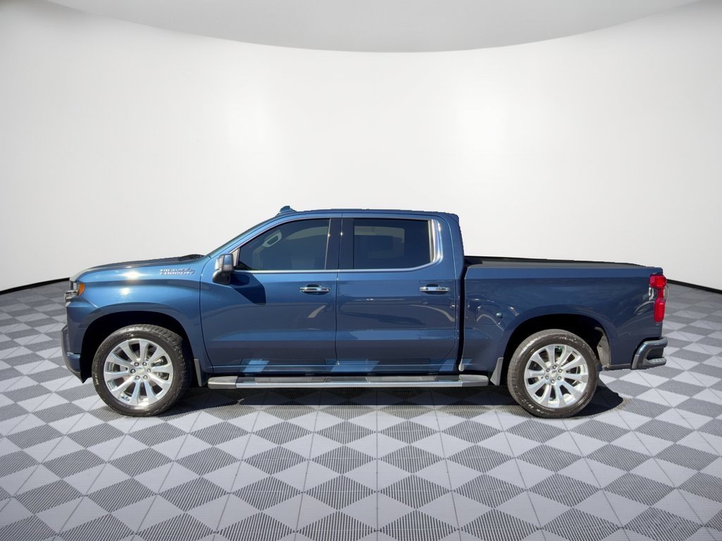 Used 2019 Chevrolet Silverado 1500 High Country w/ Technology Package AWD/4WD image 2