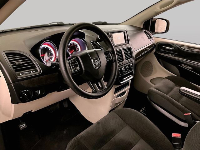 Used 2019 Dodge Grand Caravan SE FWD image 13