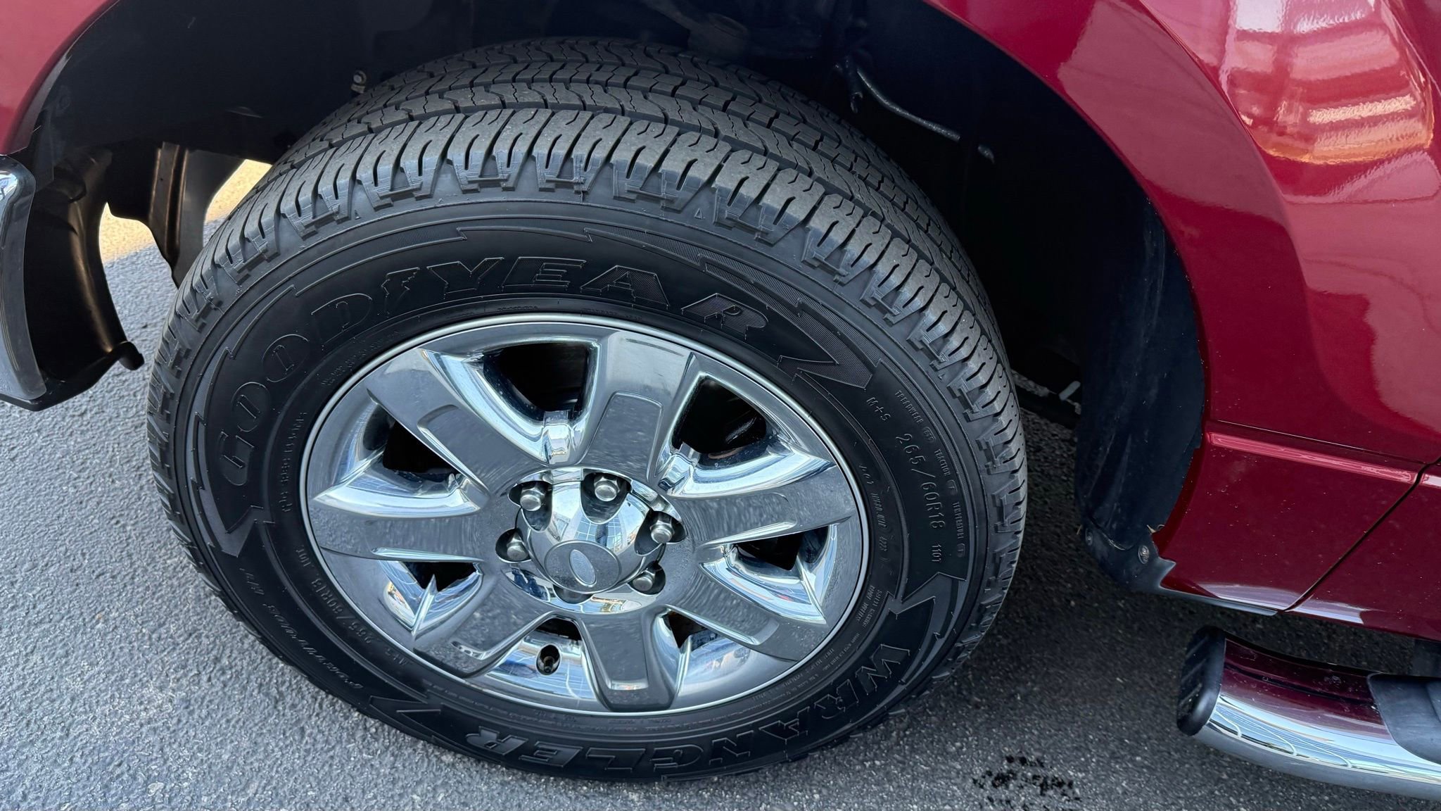 Used 2013 Ford F150 XLT w/ Luxury Equipment Group image 13