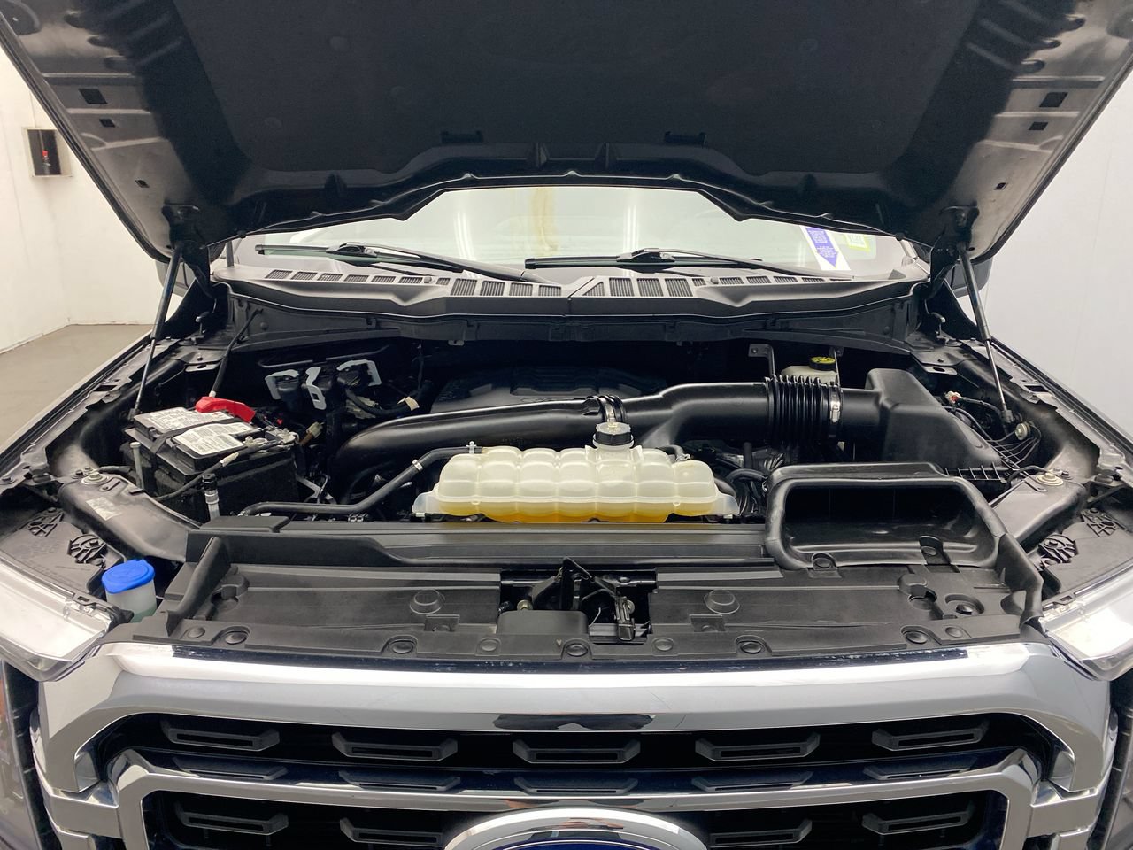 Used 2023 Ford F150 XLT w/ Equipment Group 302A High AWD/4WD image 11