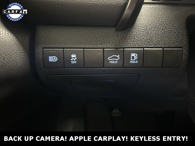 Used 2019 Toyota Camry LE image 14