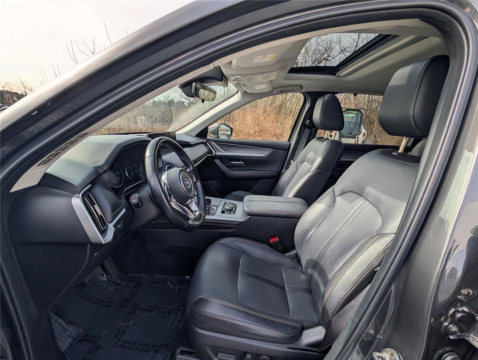 Used 2024 MAZDA CX-90 3.3 Turbo w/ Preferred Plus image 16