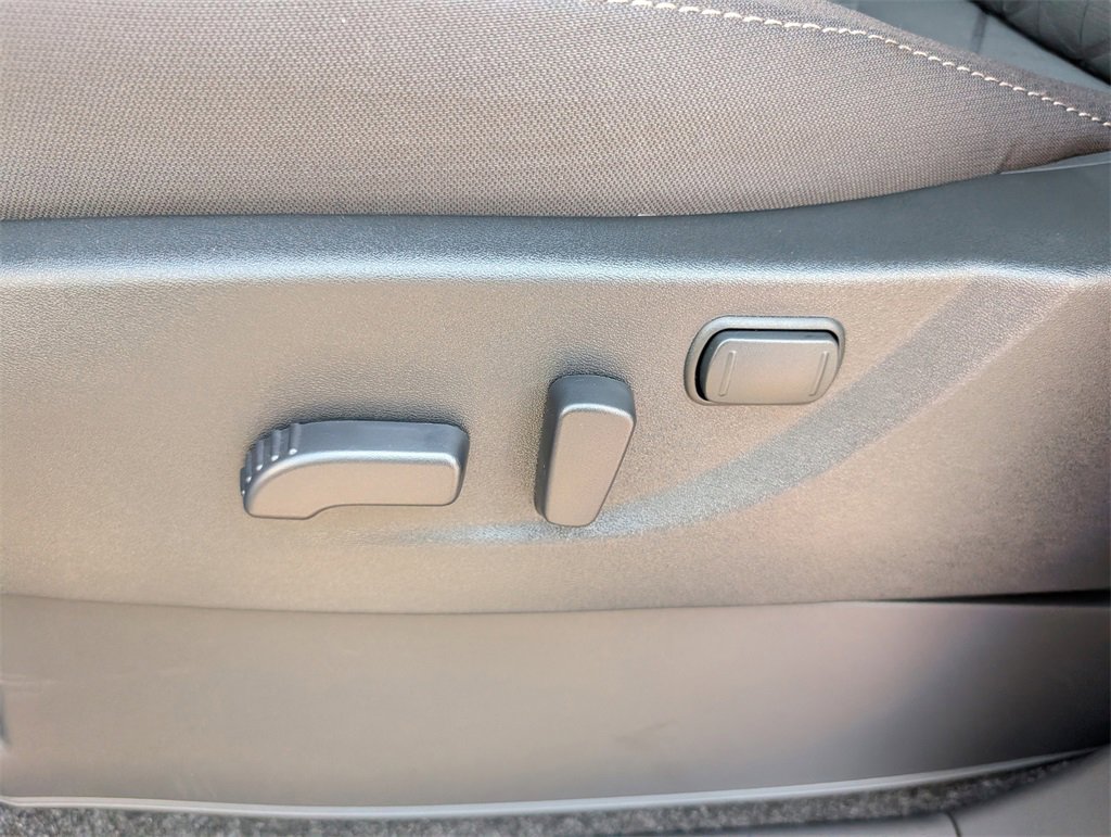 New 2026 Nissan Frontier SV w/ SV Convenience Package RWD image 18