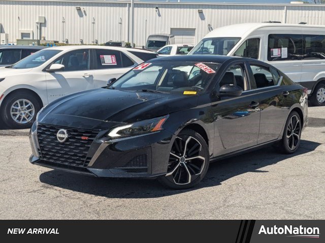 Used 2024 Nissan Altima 2.5 SR FWD image 1