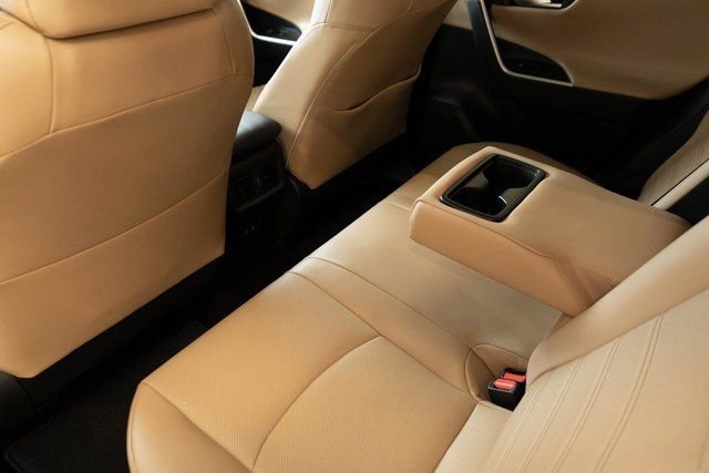 Used 2019 Toyota RAV4 Limited w/ Cold Weather Package image 20