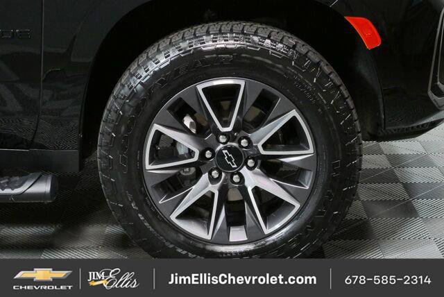 Used 2024 Chevrolet Tahoe Z71 w/ Luxury Package AWD/4WD image 34
