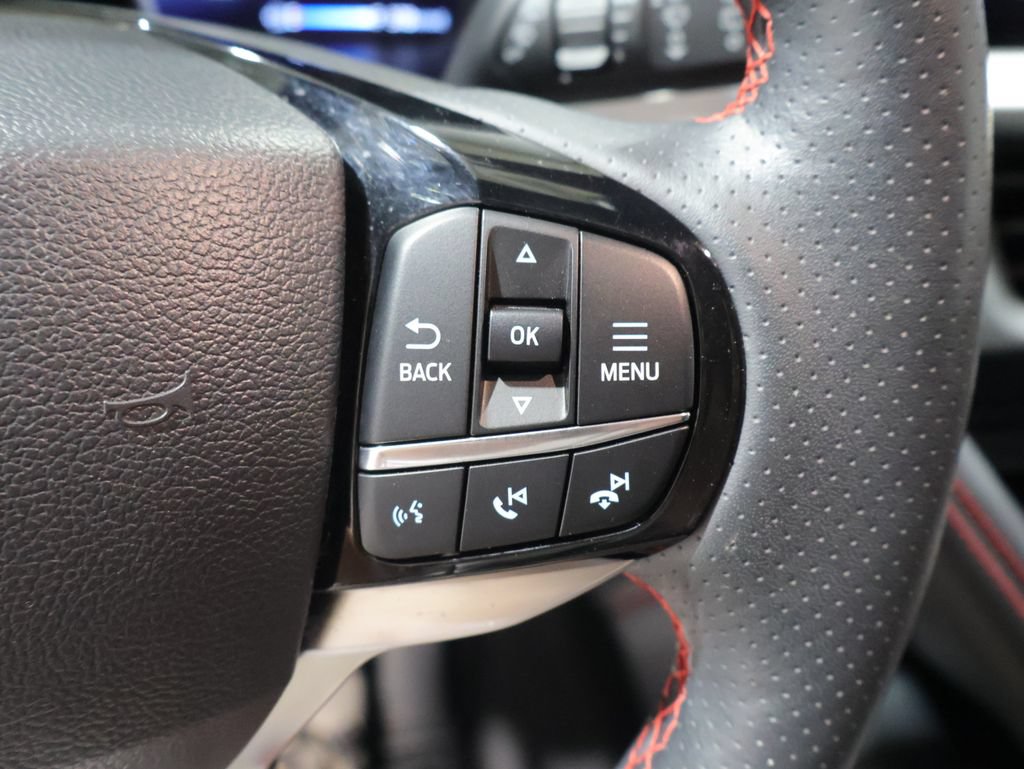 Used 2025 Ford Explorer ST-Line AWD/4WD image 35