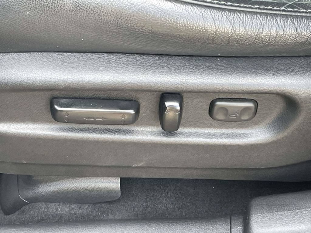 Used 2017 Honda Pilot Touring image 14