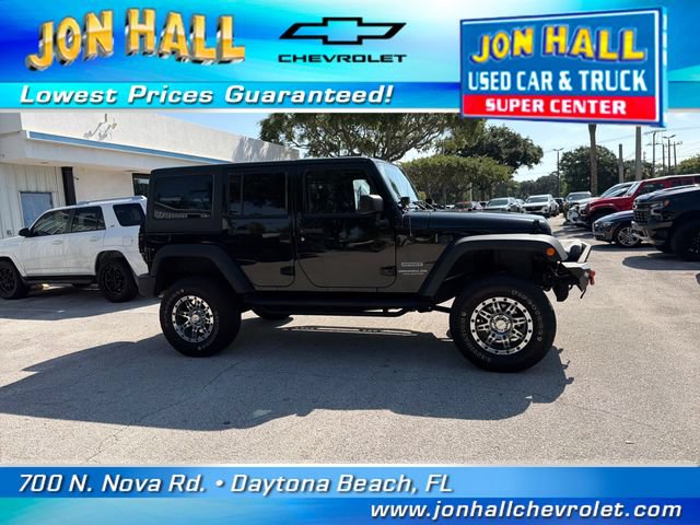 Used 2017 Jeep Wrangler Unlimited Sport w/ Connectivity Group AWD/4WD image 14