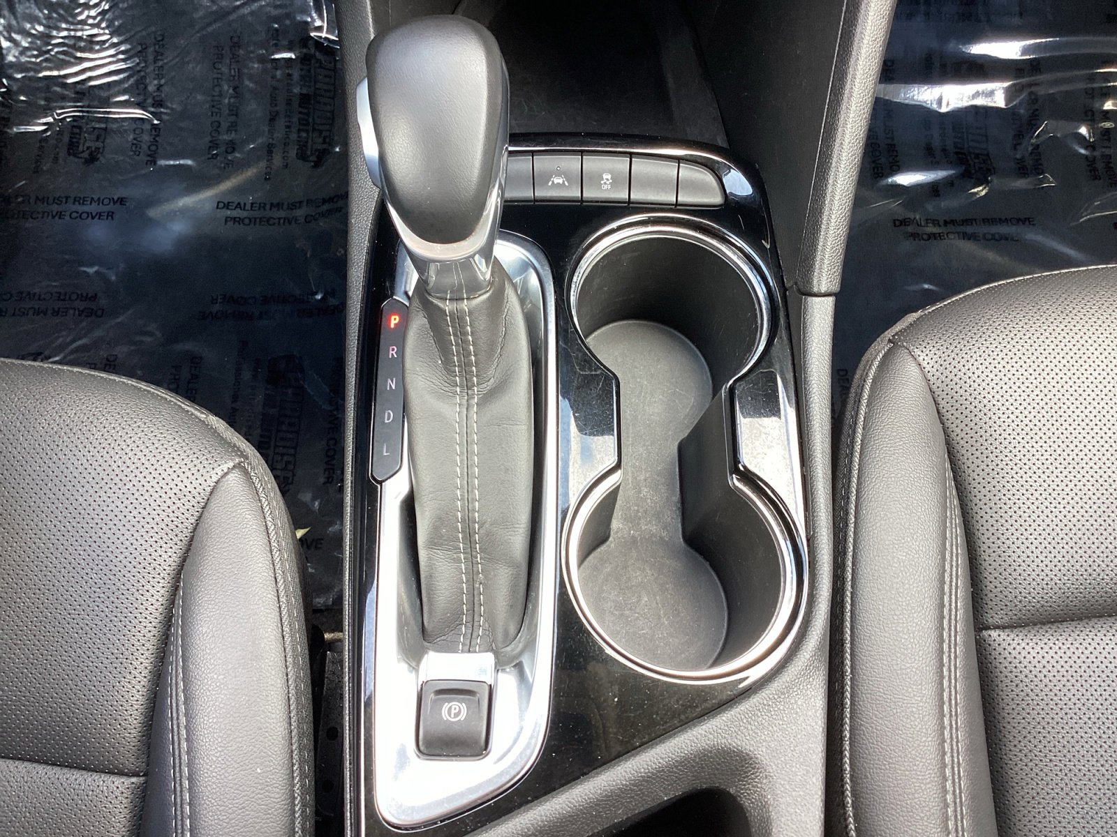 Used 2024 Buick Encore GX Sport Touring FWD image 24