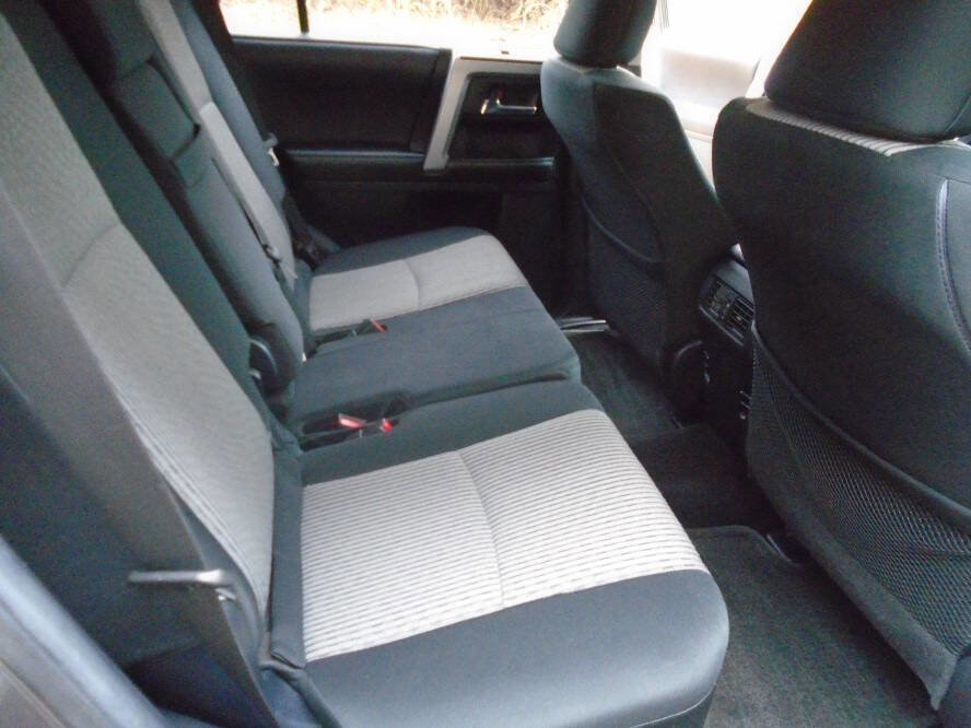 Used 2018 Toyota 4Runner SR5 image 22