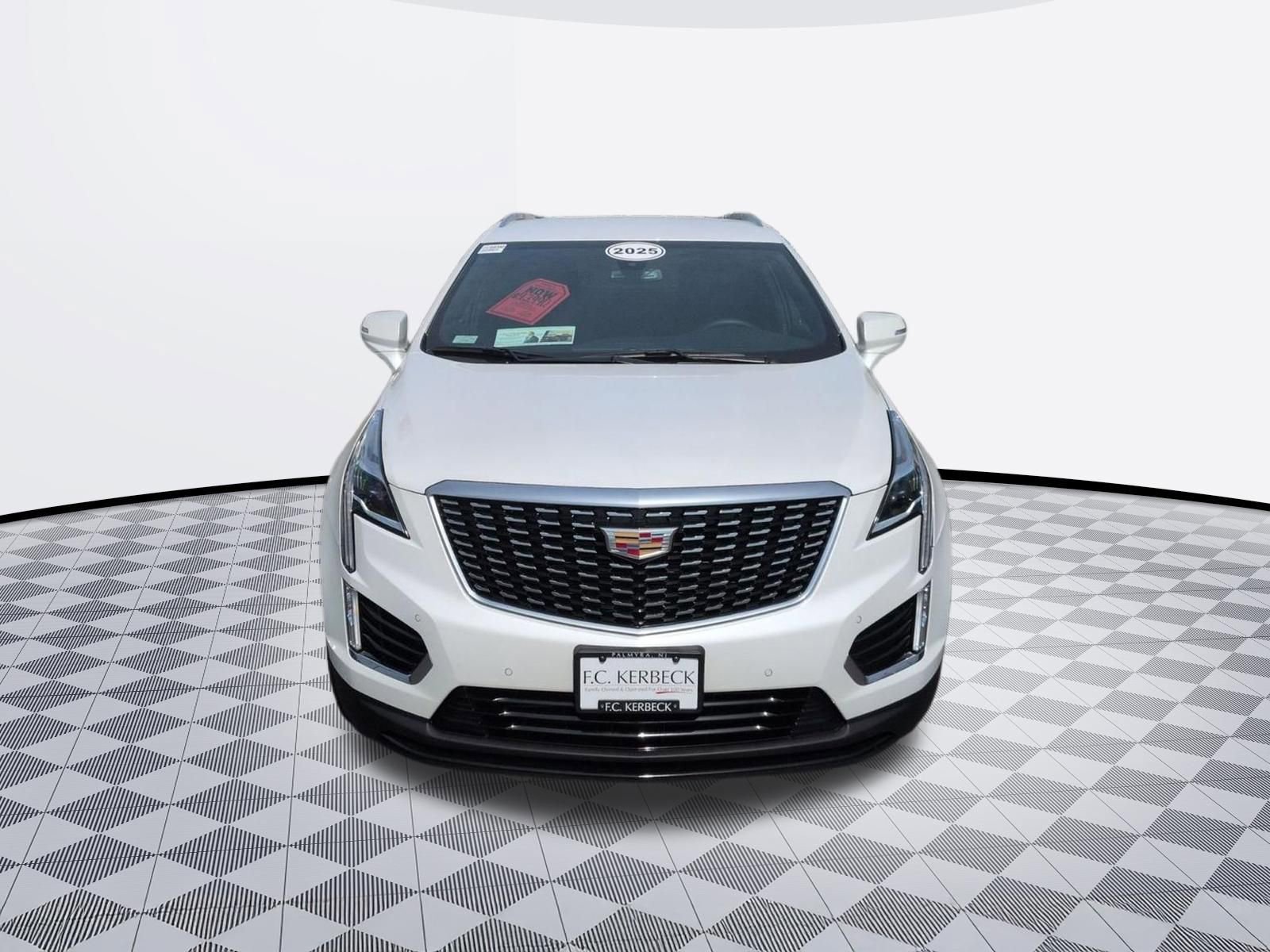 Certified 2025 Cadillac XT5 Luxury image 4