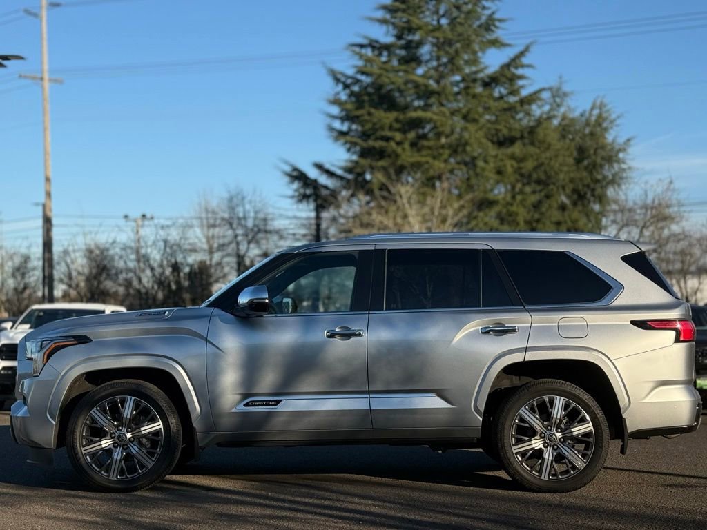 Used 2023 Toyota Sequoia Capstone image 2