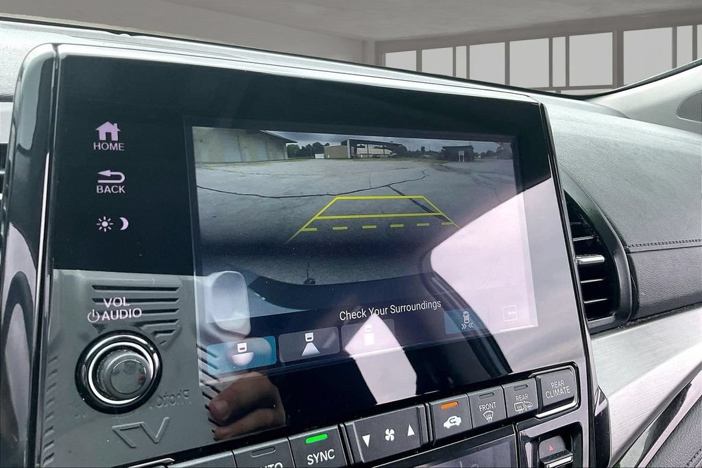 Used 2023 Honda Odyssey Touring image 14